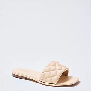 Ann Taylor Zoe leather quilted flat slide sandal; color Buckwheat; size 10.